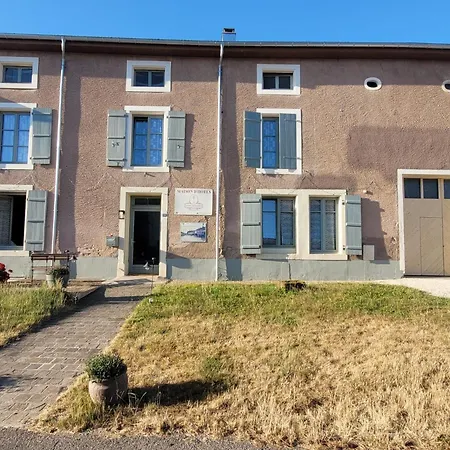 לינה וארוחת בוקר Coeurdacier Monthureux-sur-Saône